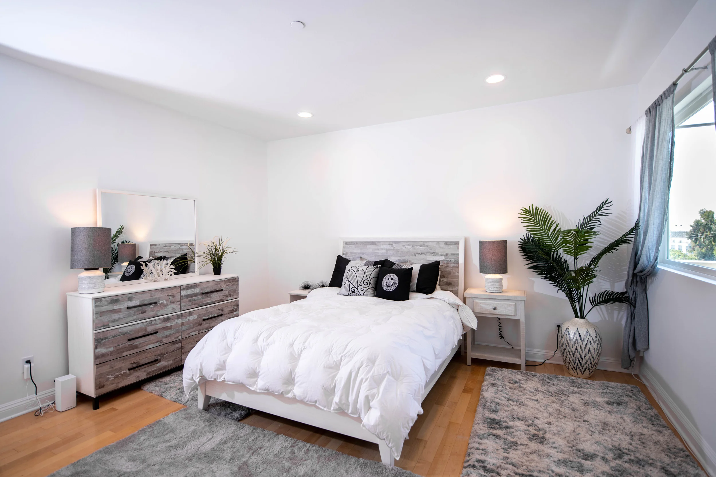 1014 Hilldale Ave photo 11