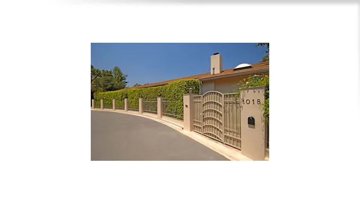 1018 Tigertail Road photo 7