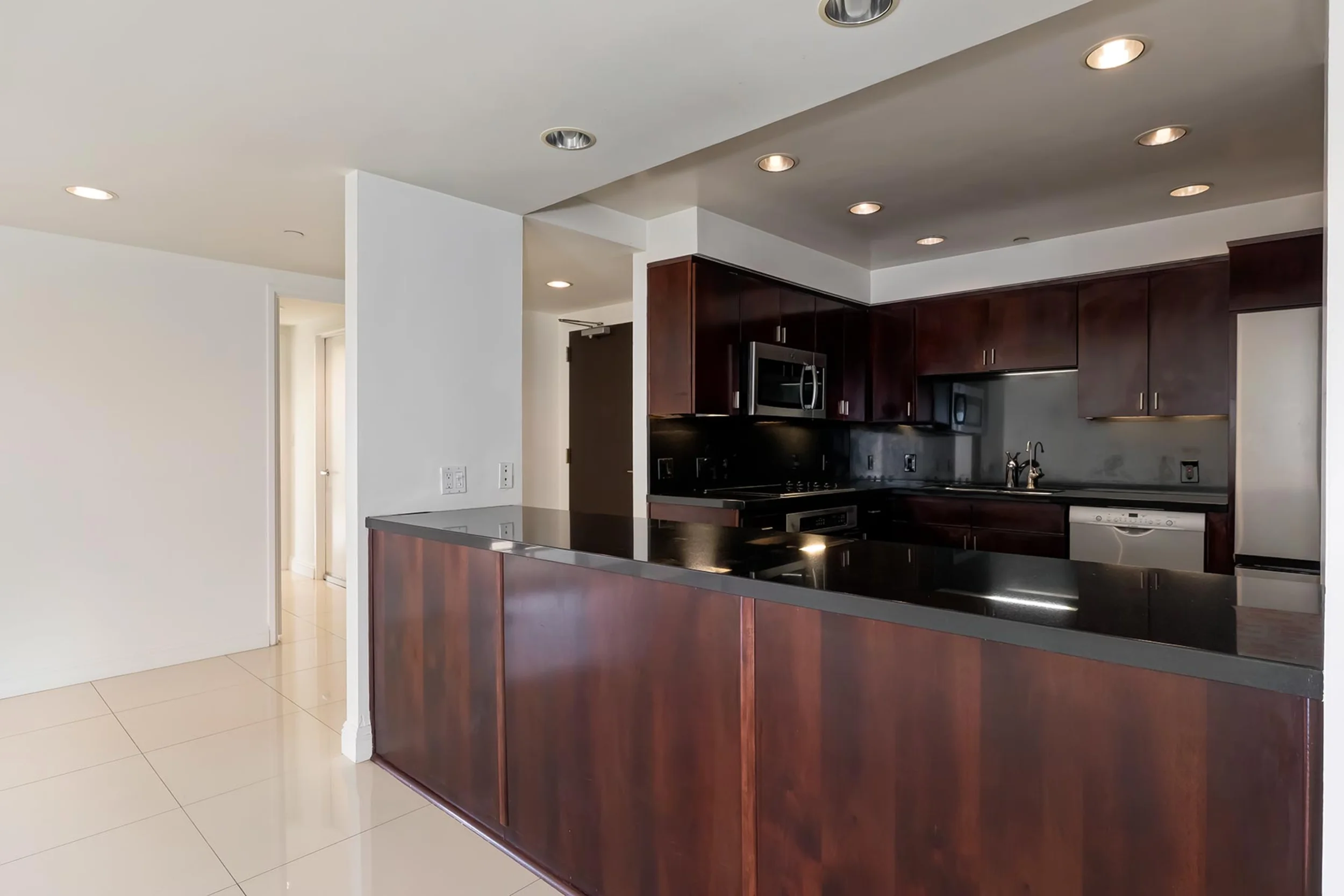 10445 Wilshire Blvd #905 photo 10