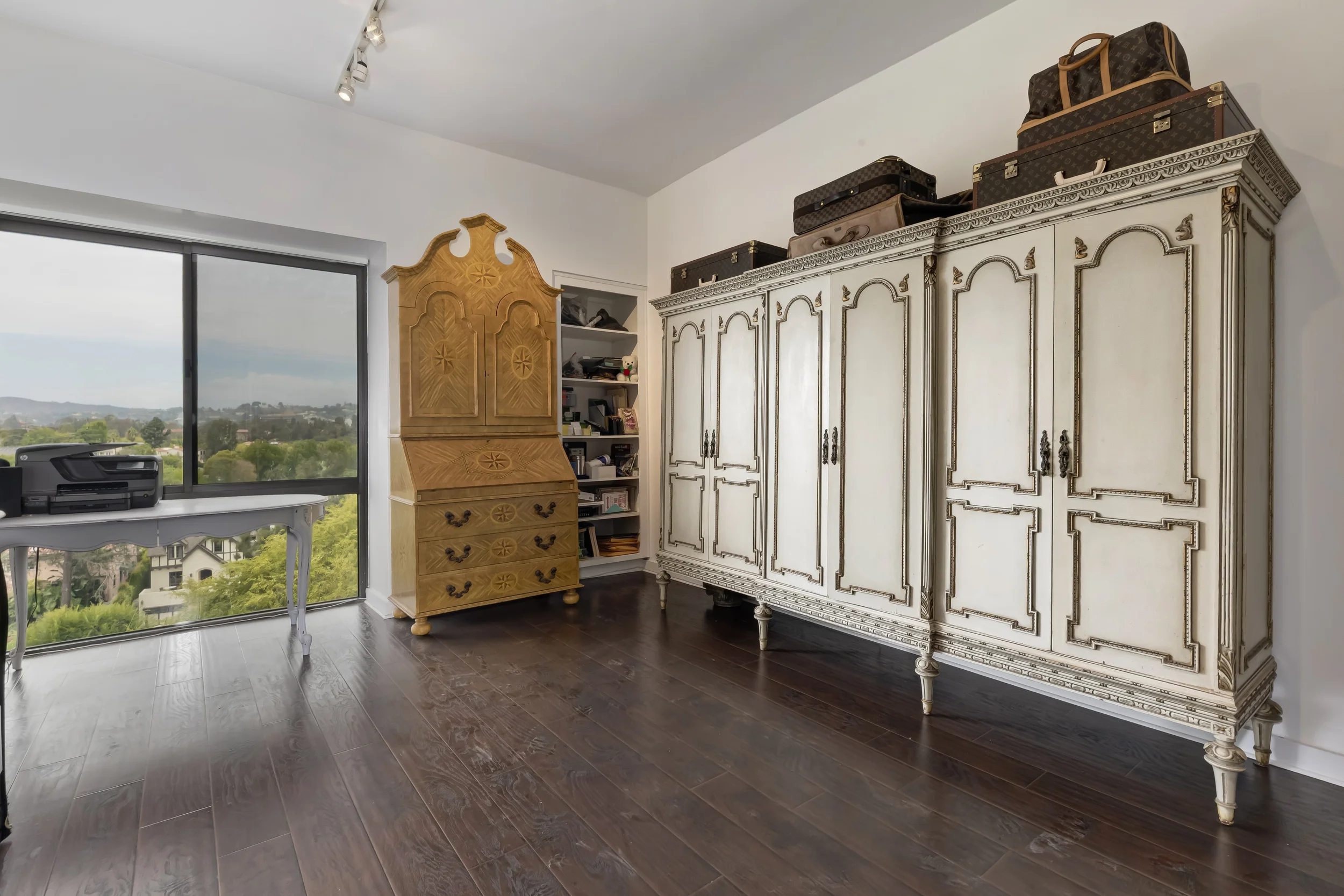 10445 Wilshire Blvd #703 photo 7