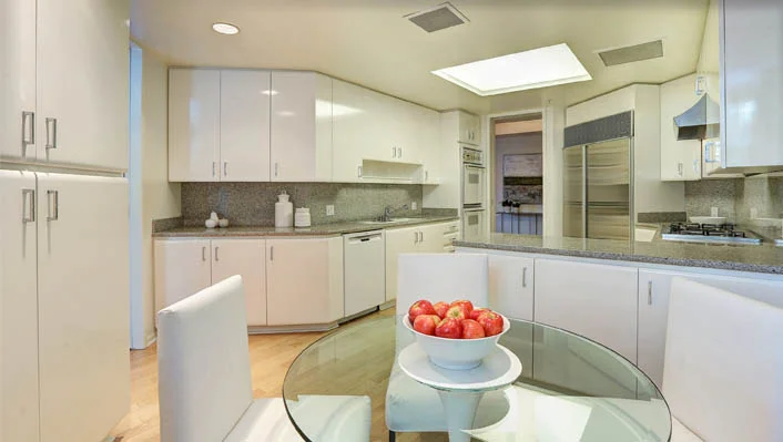 10490 Wilshire Blvd #404 photo 16