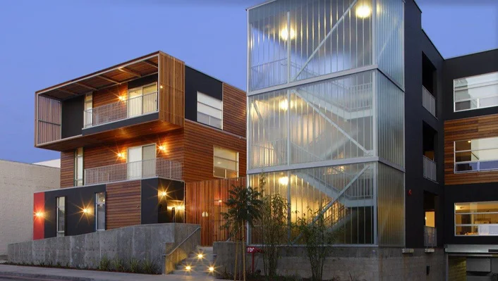 1050 North Gardner Street photo 1