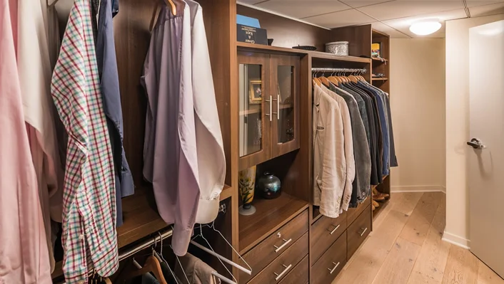 13700 Marina Pointe Dr #1706 photo 9