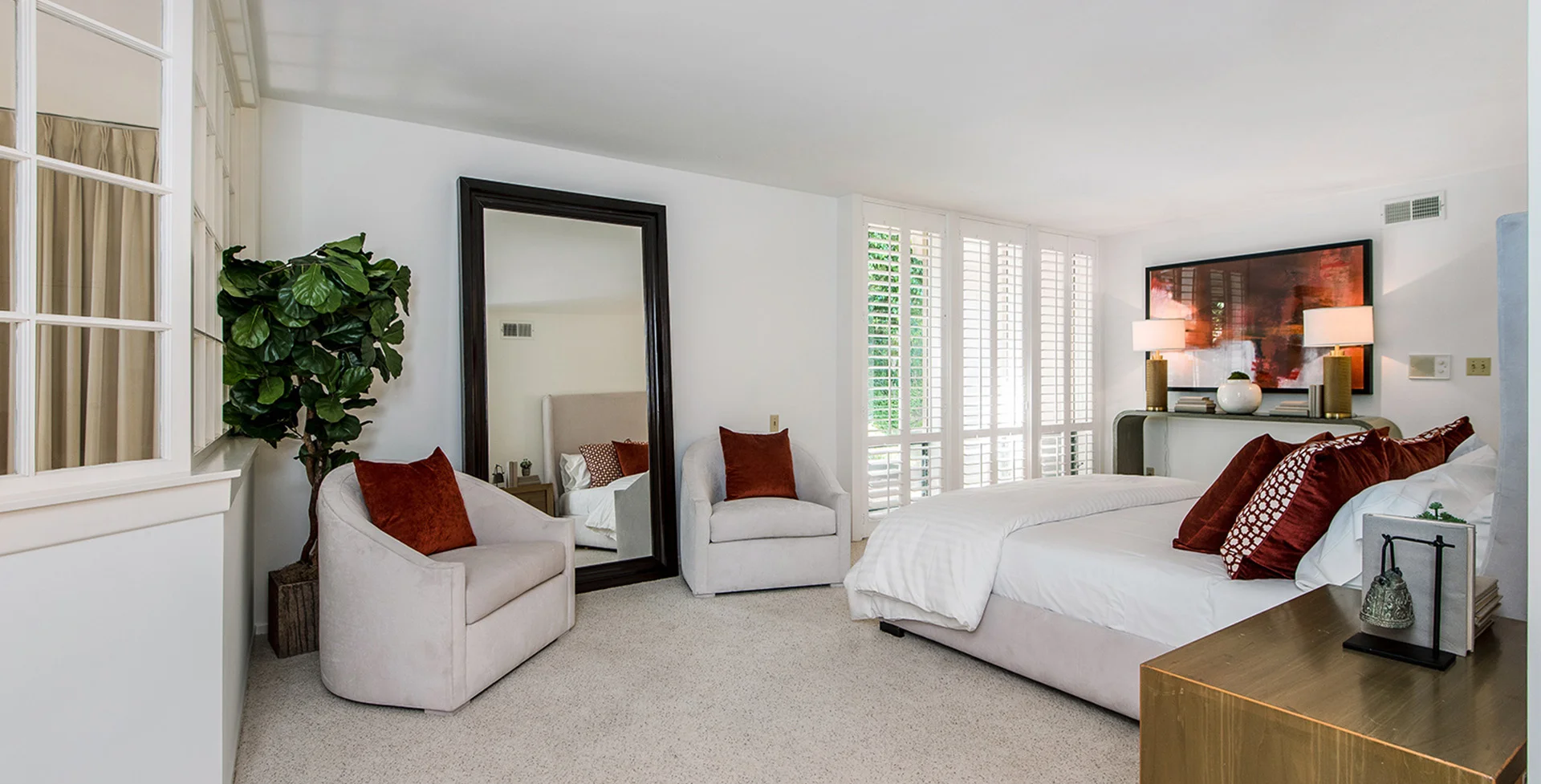 1905 N Beverly Dr photo 11