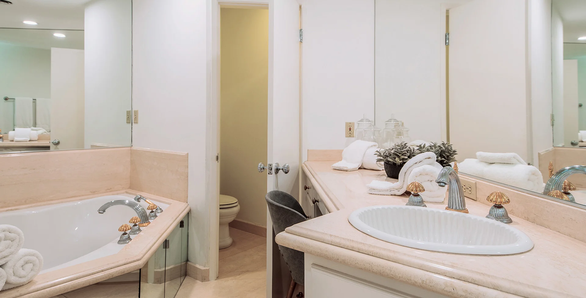 1905 N Beverly Dr photo 15