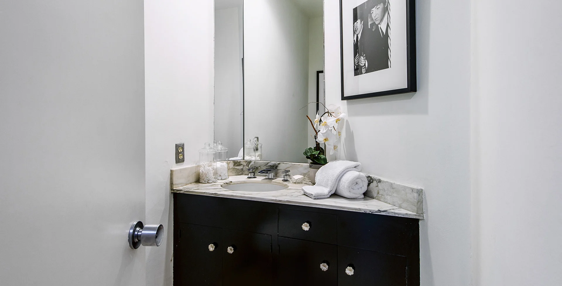 1905 N Beverly Dr photo 8