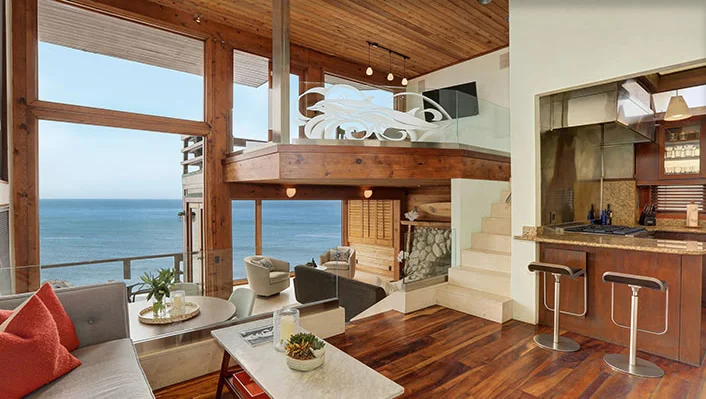 19056 Pacific Coast Hwy photo 1