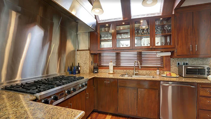 19056 Pacific Coast Hwy photo 4