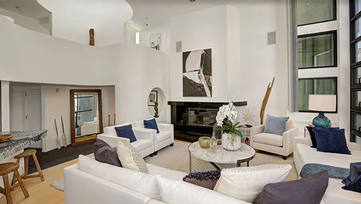 21 Quarterdeck St #2 photo 3