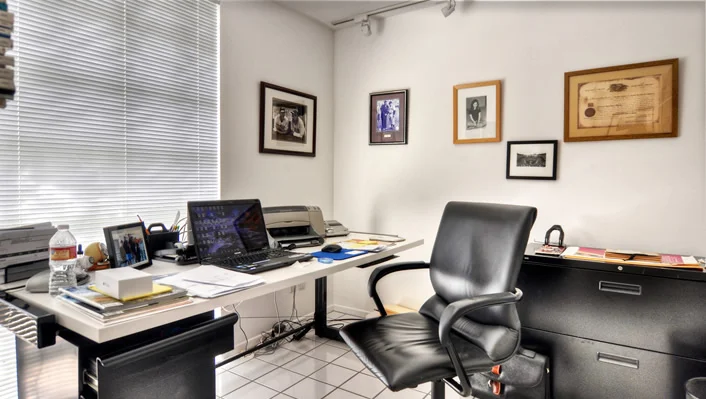 21 Quarterdeck St #B photo 2