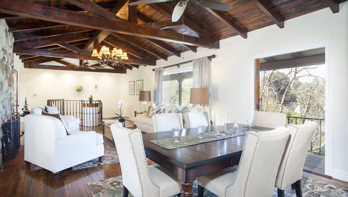 2103 Alcyona Dr photo 13