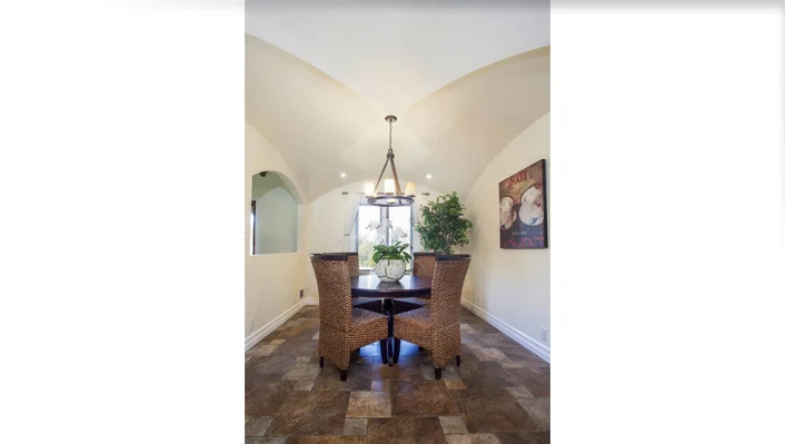 2103 Alcyona Dr photo 18