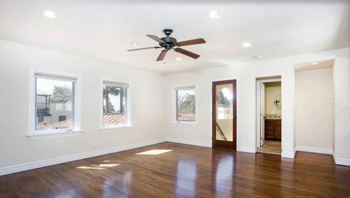 2103 Alcyona Dr photo 33