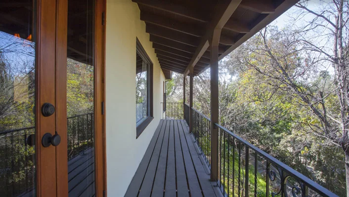 2103 Alcyona Dr photo 34