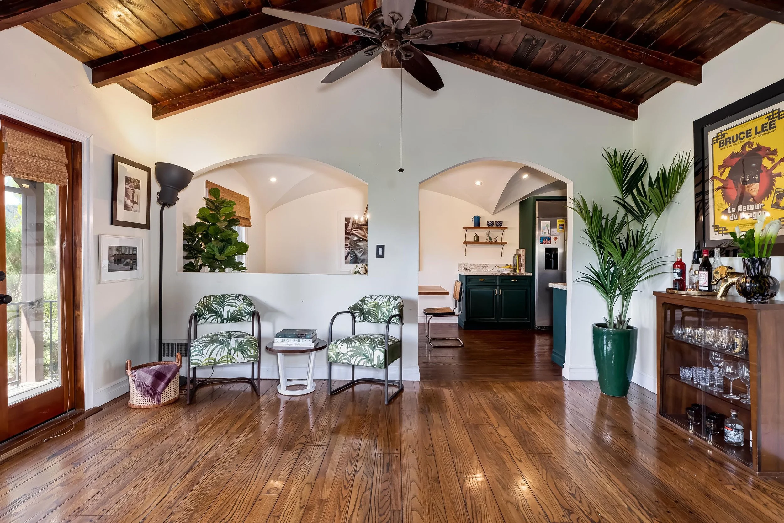 2103 Alcyona Dr photo 10