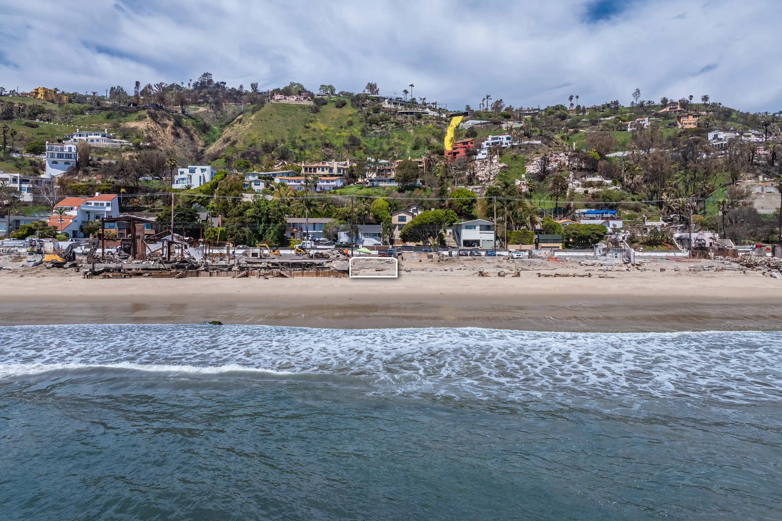 21562 Pacific Coast Hwy photo 4