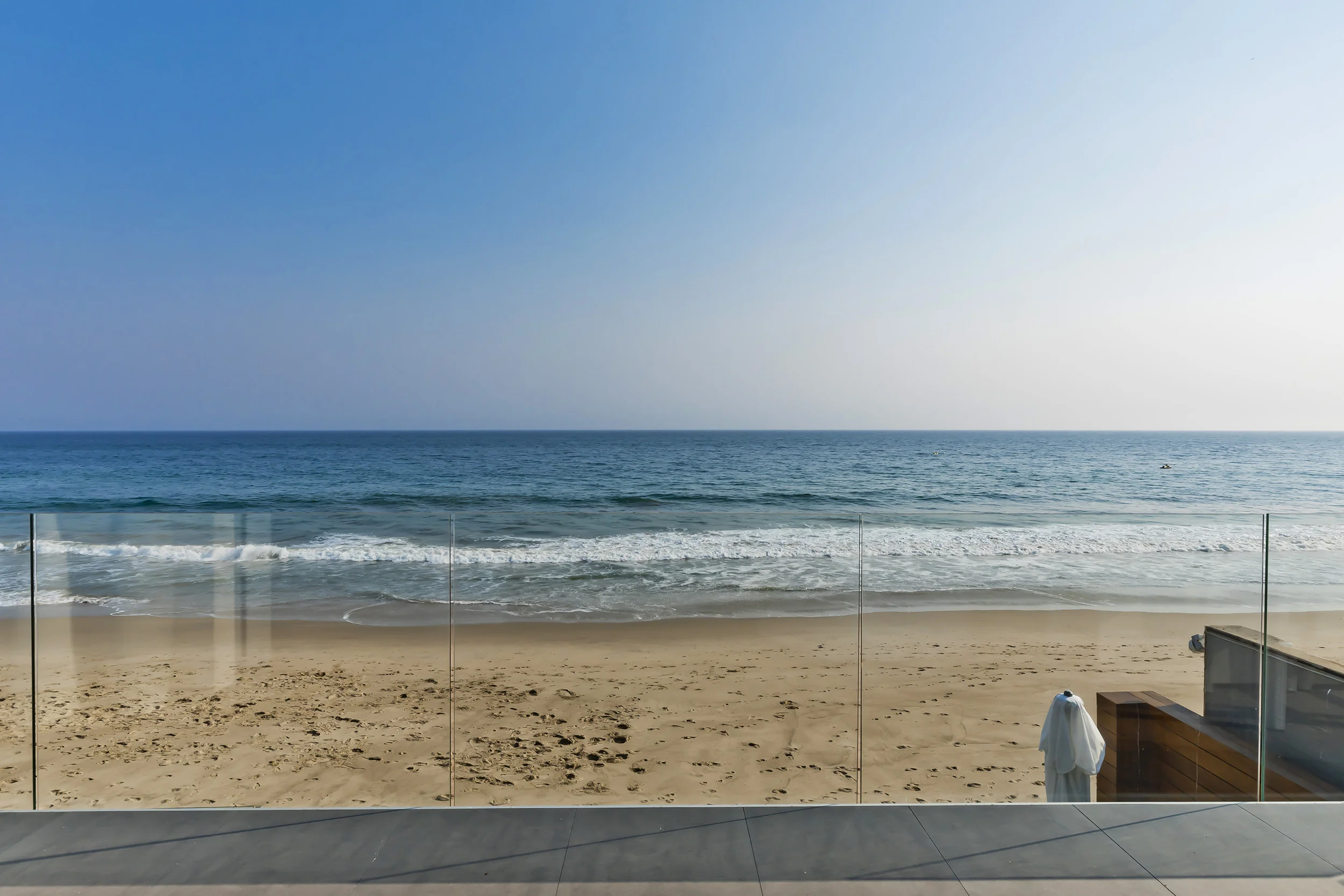 21562 Pacific Coast Hwy photo 28