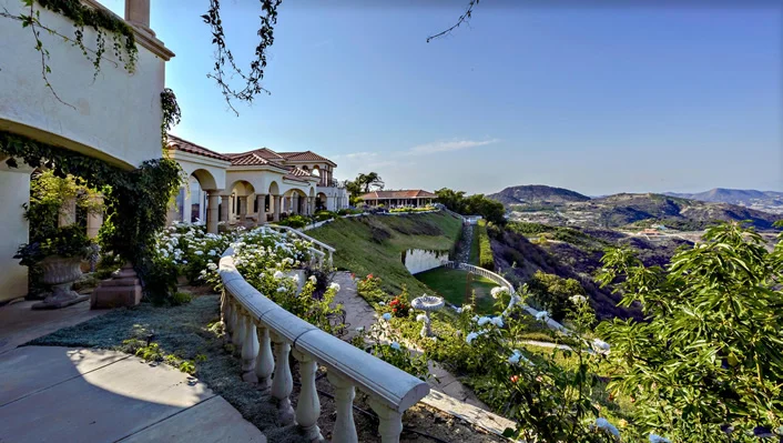 21952 Avenida De Arboles photo 24