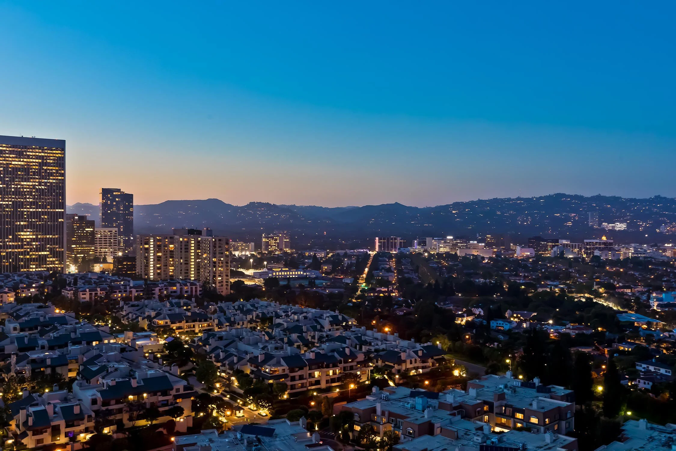 2220 Avenue of the Stars #2404 photo 44