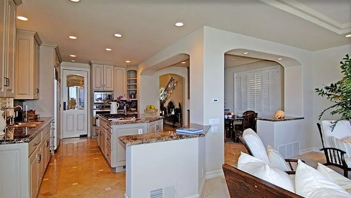 2717 Shell Street photo 2