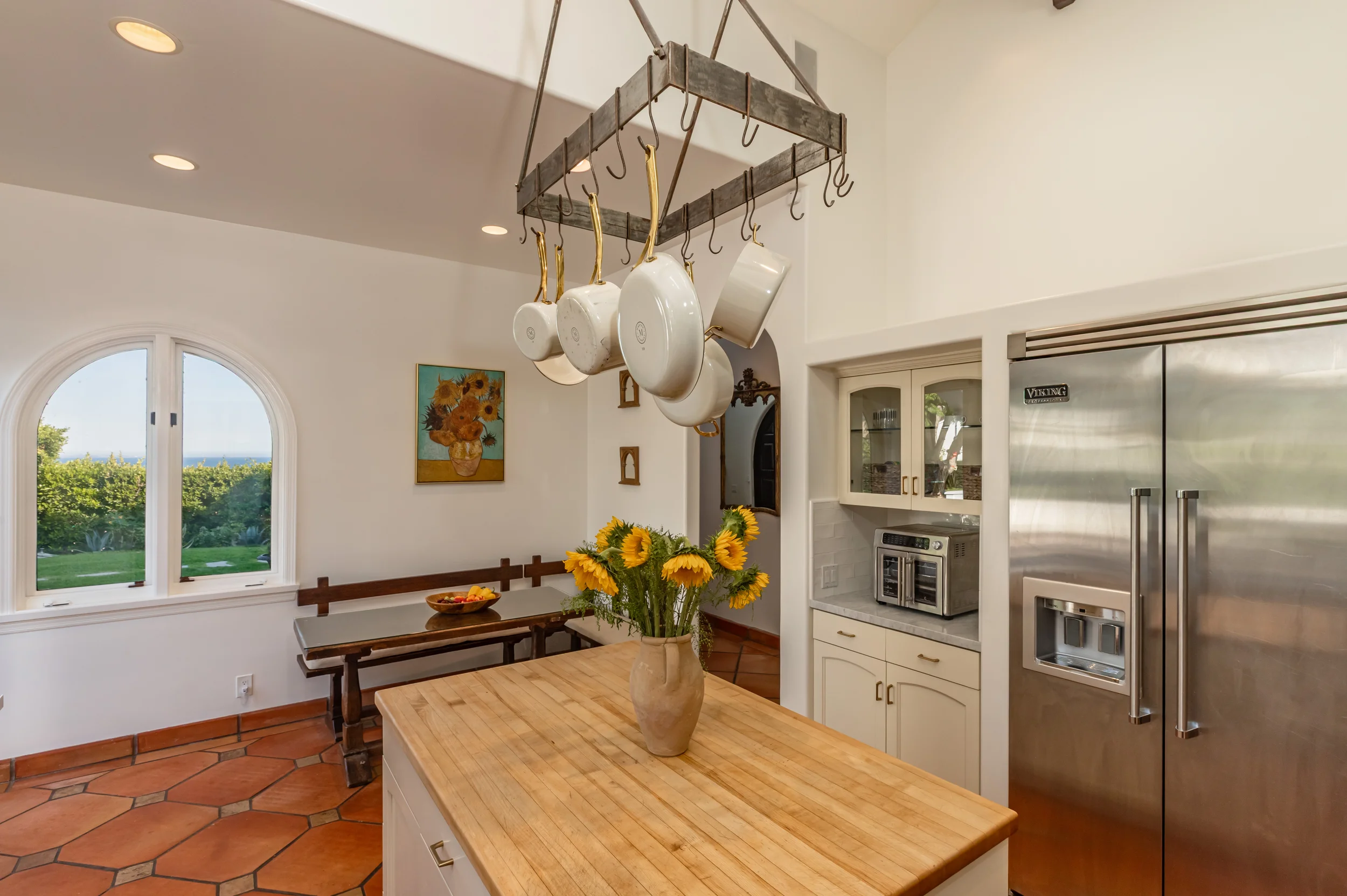 3453 Coast View Dr photo 15