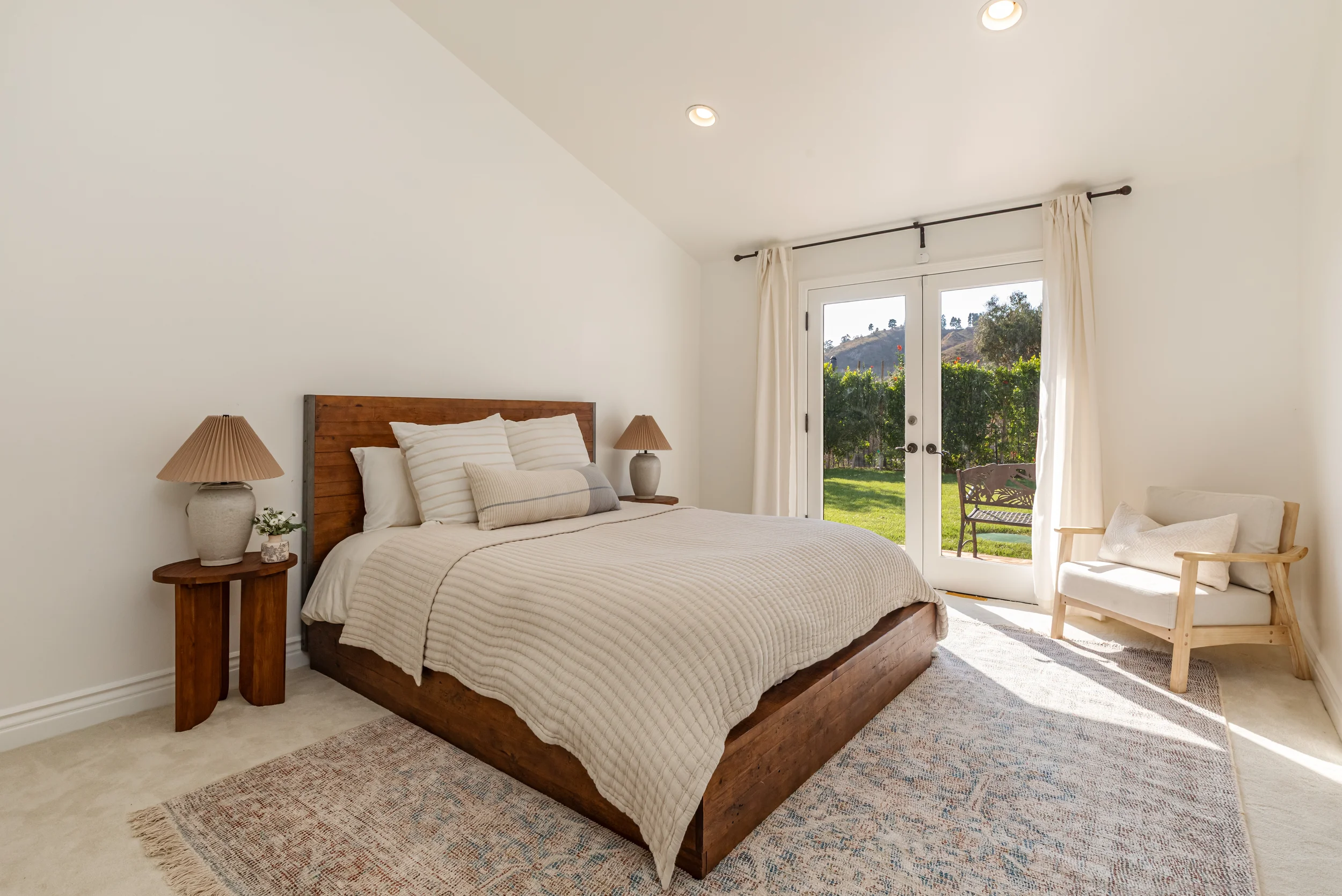 3453 Coast View Dr photo 27