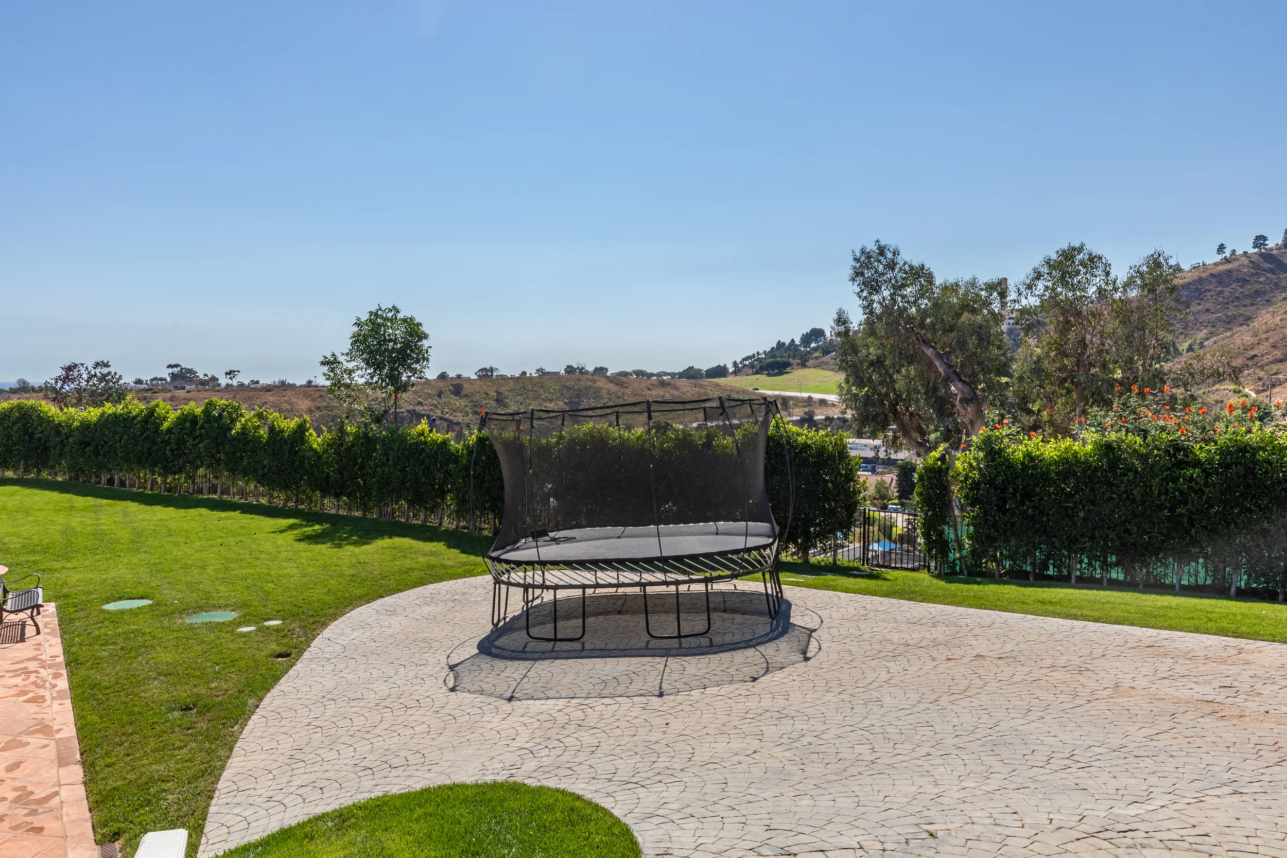 3453 Coast View Dr photo 42