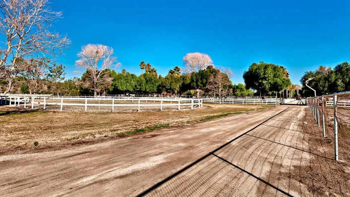 35438 De Portola photo 21