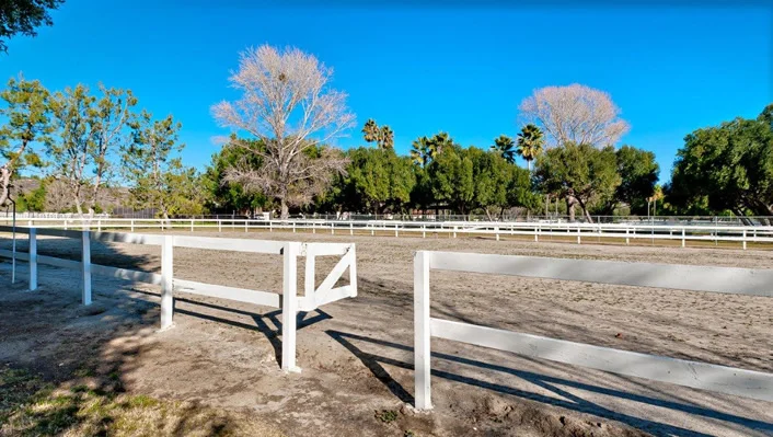 35438 De Portola photo 42