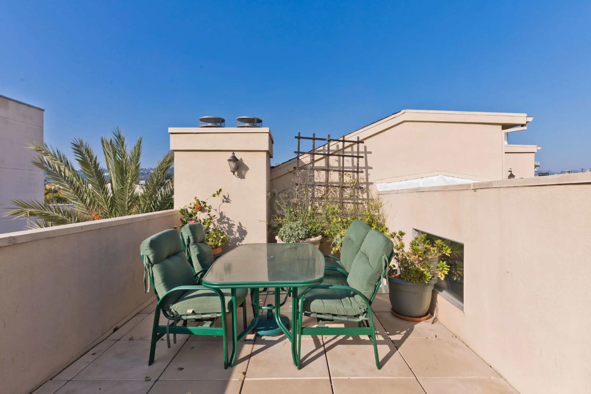 411 N Oakhurst Dr #404 photo 21