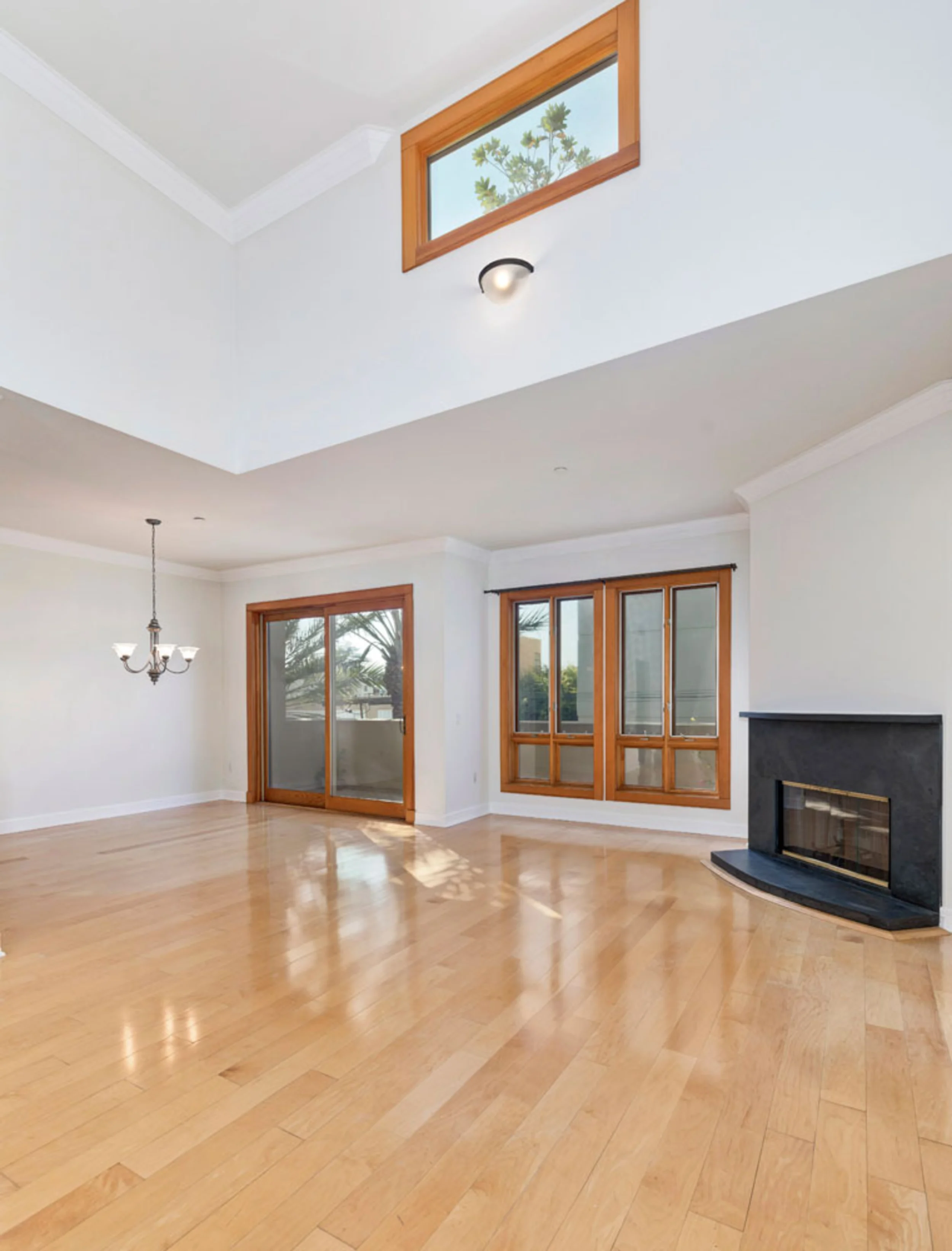 411 N Oakhurst Dr #404 photo 4