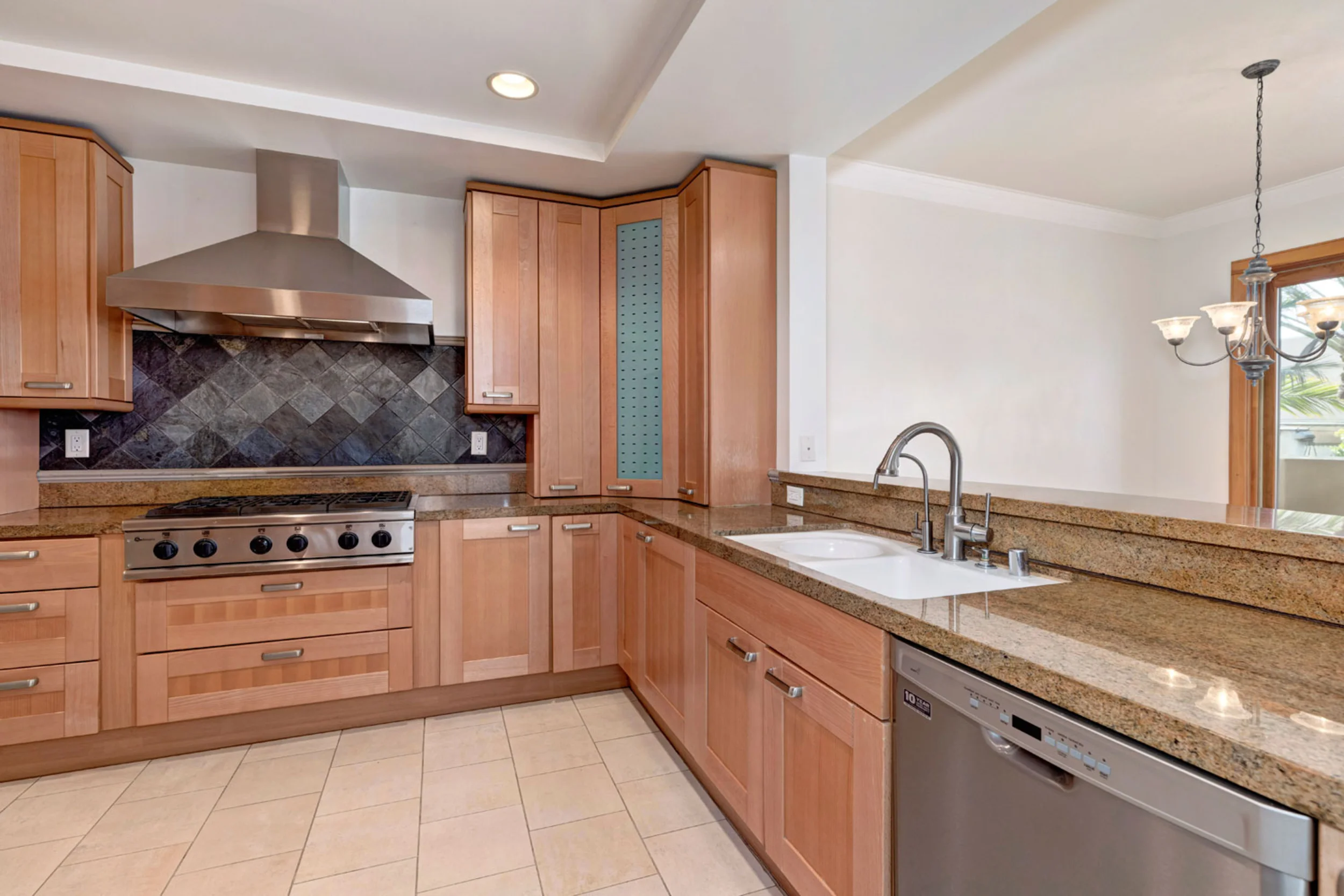 411 N Oakhurst Dr #404 photo 10