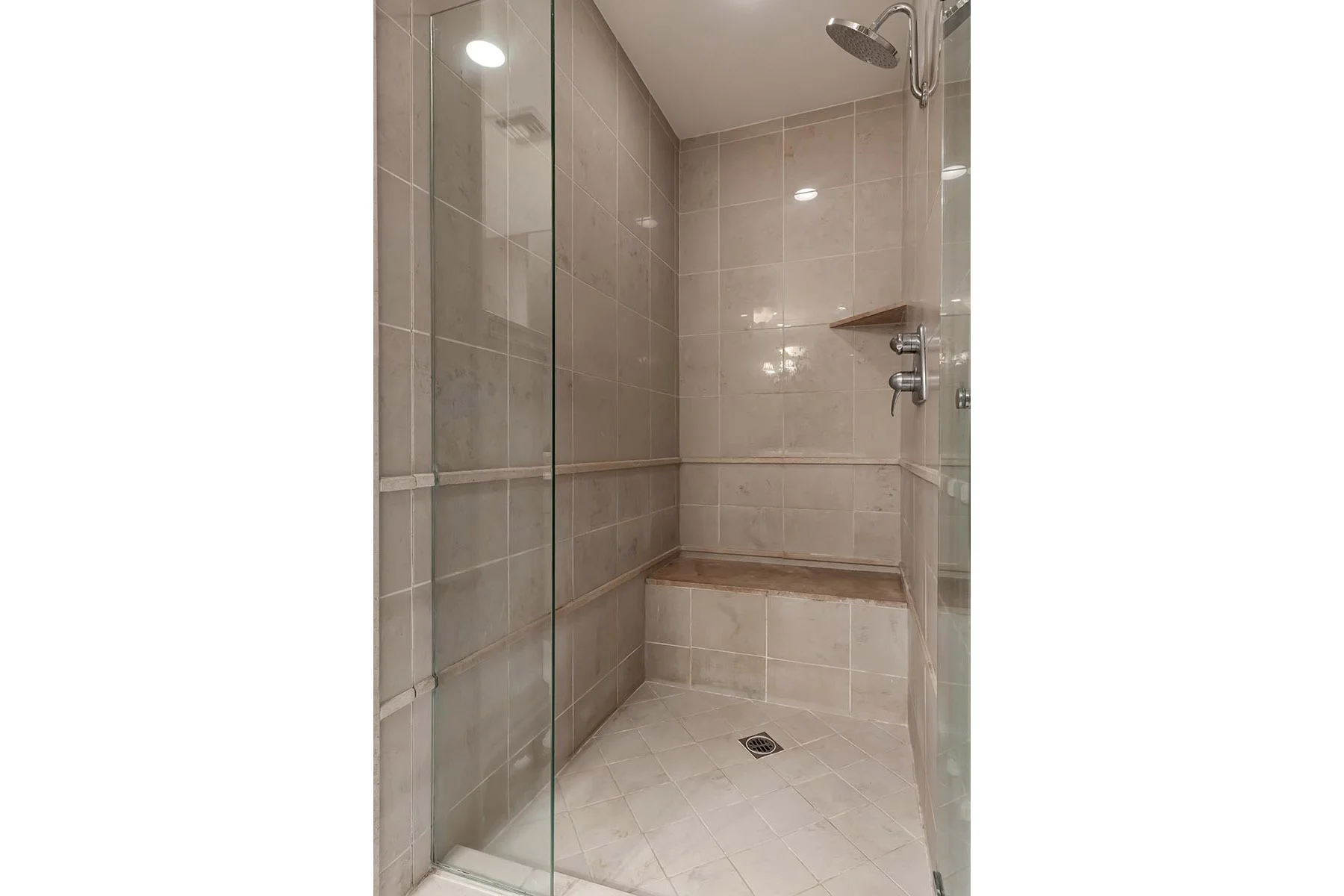 411 N Oakhurst Dr #107 photo 17