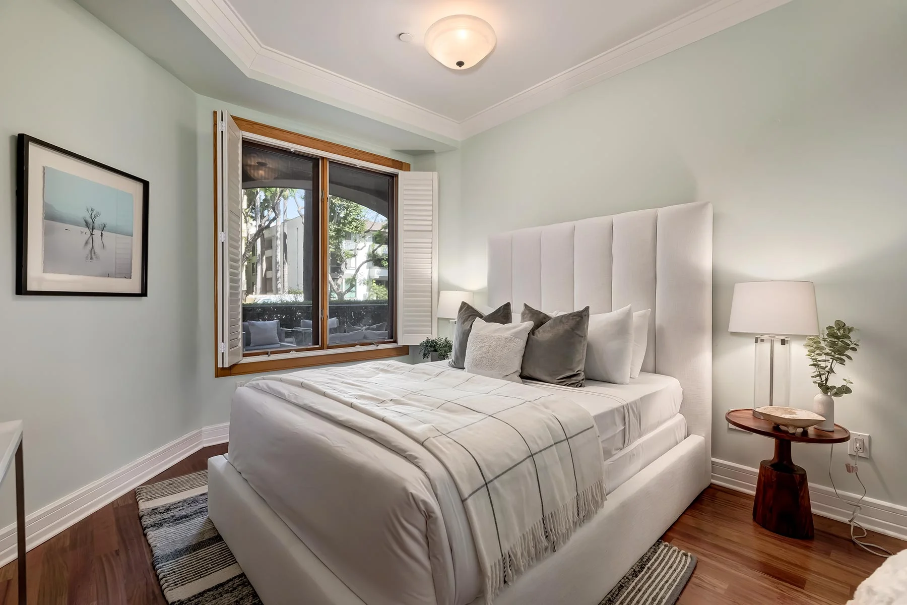 411 N Oakhurst Dr #107 photo 18