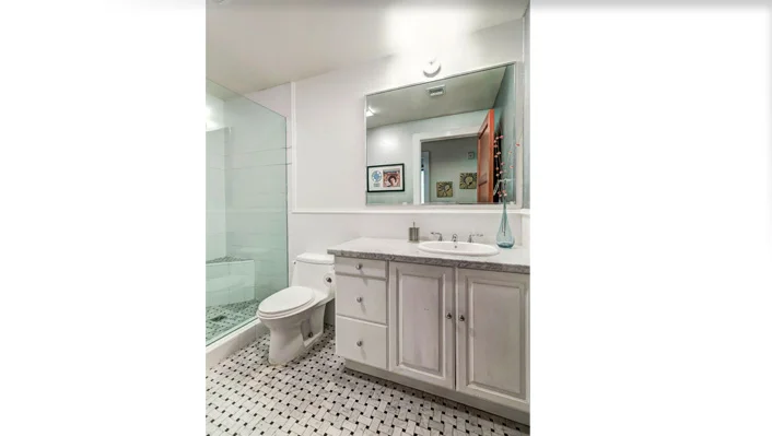 411 N Oakhurst Dr #111 photo 23