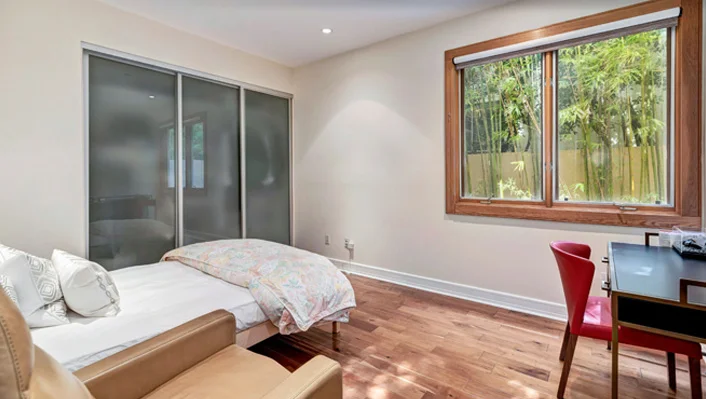 411 N Oakhurst Dr #111 photo 25