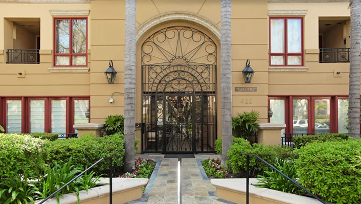 411 N Oakhurst Dr #111 photo 6