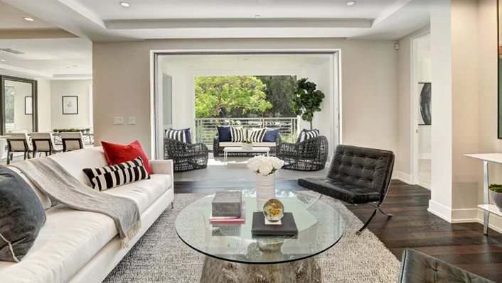 460 N Palm Dr #202 photo 11