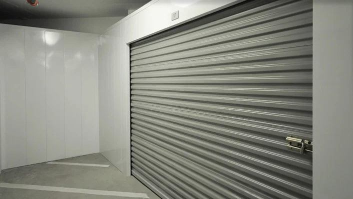 460 N Palm Dr #202 photo 34