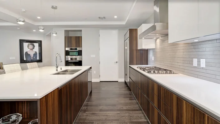 460 N Palm Dr Unit #102 photo 10