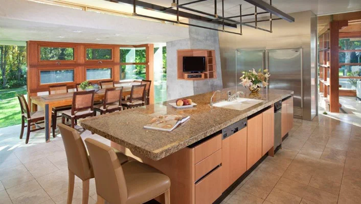 56 Beverly Park Way photo 12