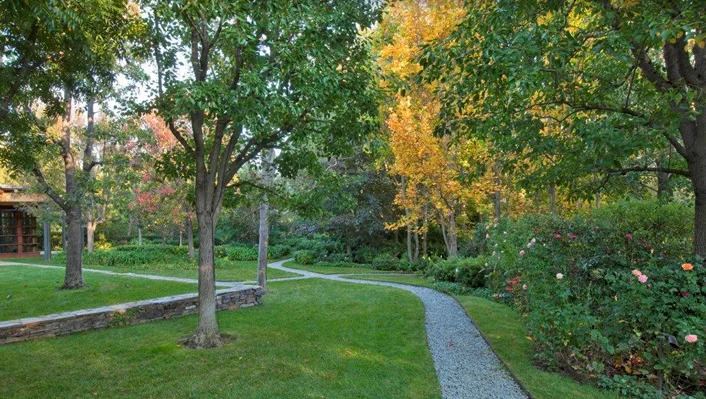 56 Beverly Park Way photo 14