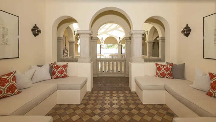 581 Amalfi Dr photo 24