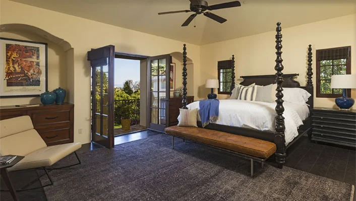 581 Amalfi Dr photo 37