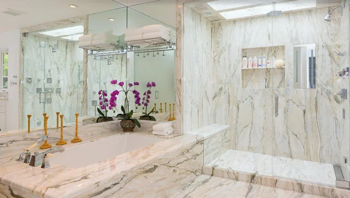 618 N. Sierra Dr photo 17