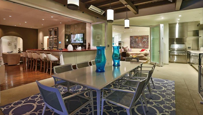 618 N. Sierra Dr photo 37