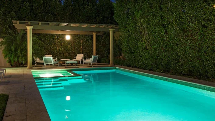 618 N. Sierra Dr photo 38