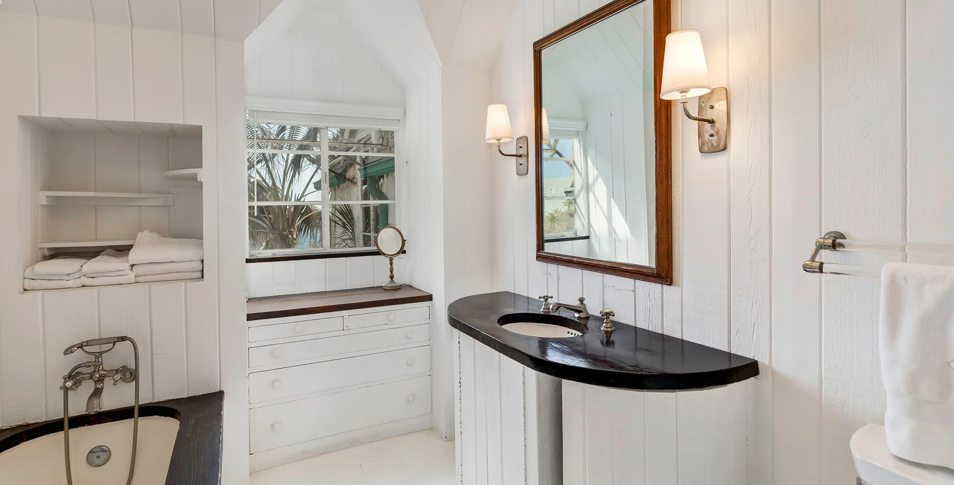 70 Malibu Colony Rd photo 18