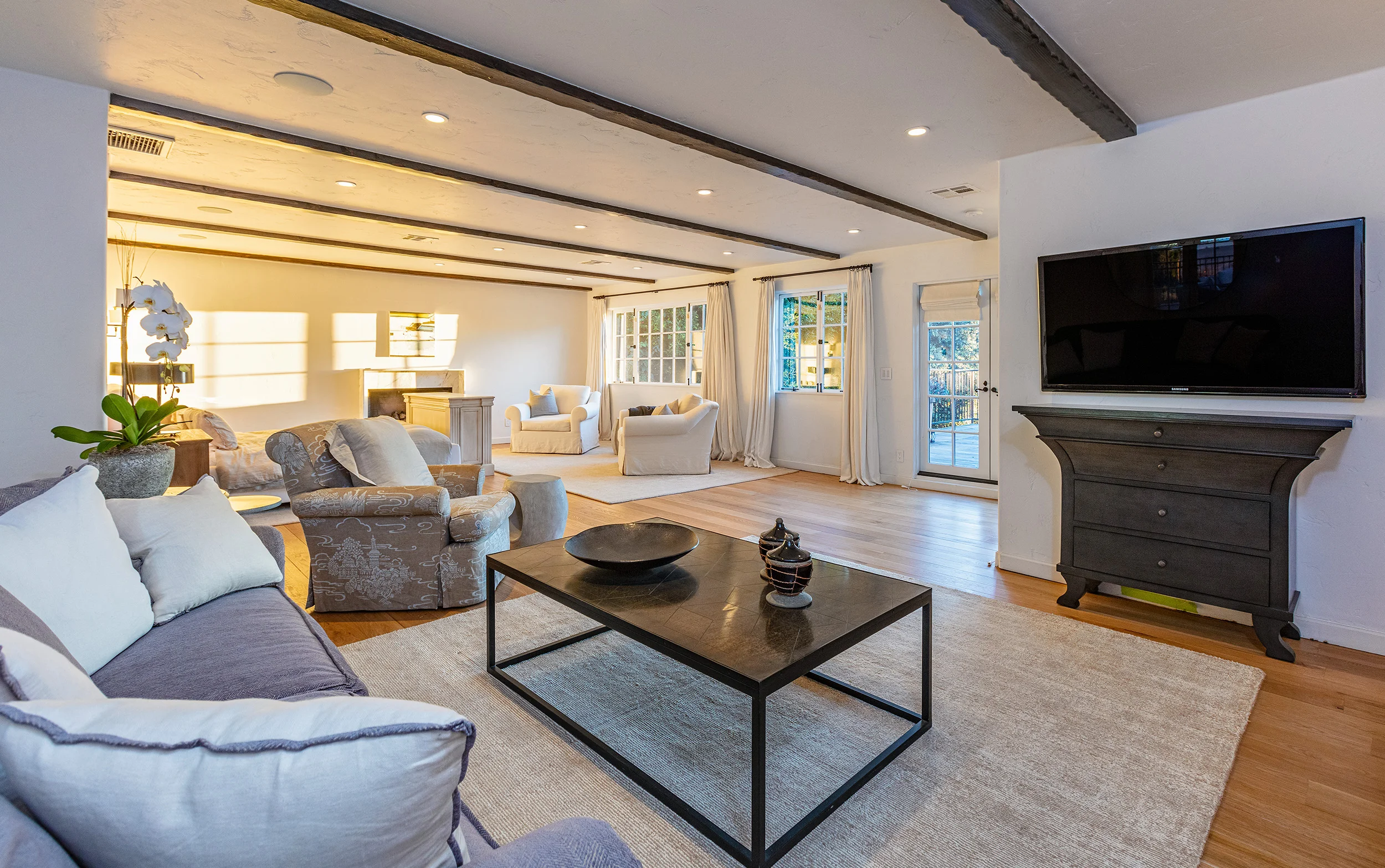 705 Palisades Beach Rd photo 15