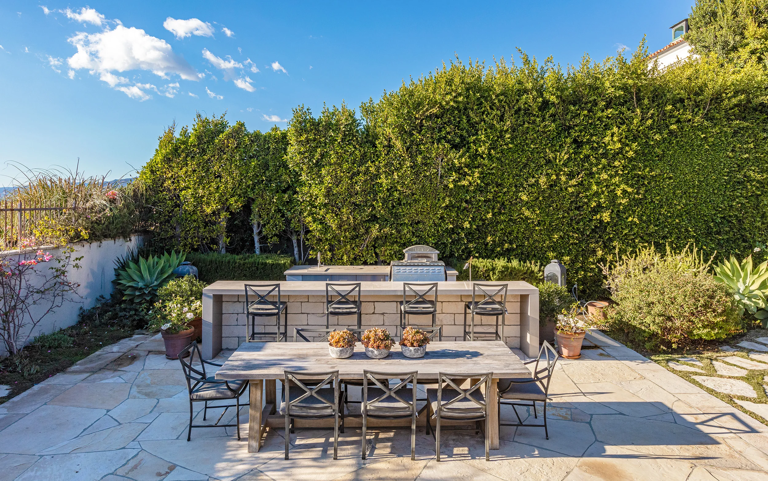 705 Palisades Beach Rd photo 28